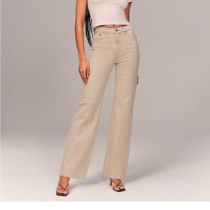 High Rise 90s Relaxed Jean color “oat”